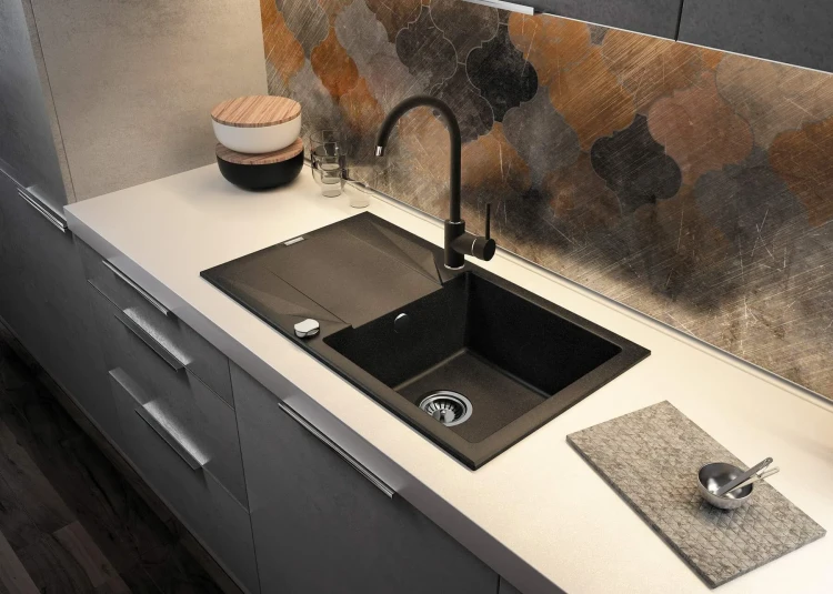 84951ea31e6c0f93c800f25a9b917028