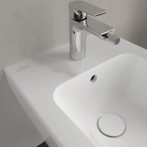 pol_pl_Villeroy-Boch-Subway-2-0-bidet-wiszacy-56x37-cm-2416_3.webp
